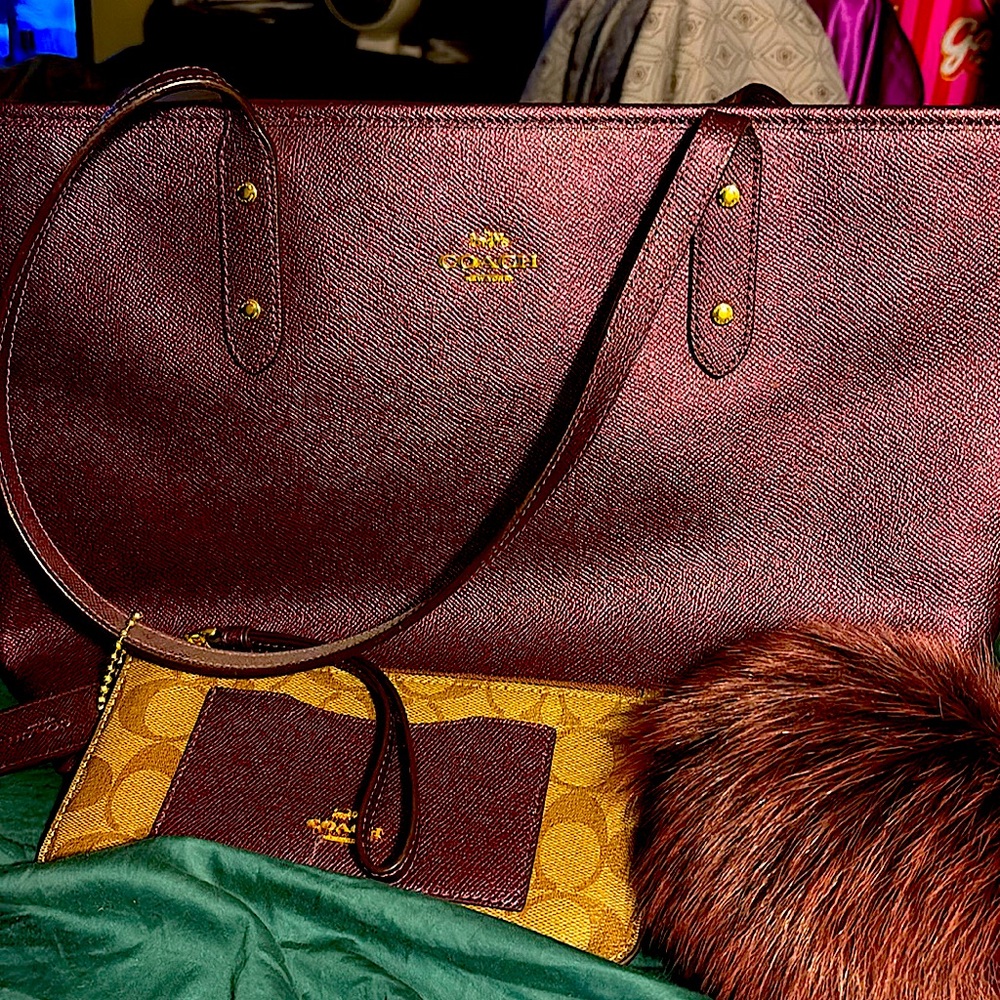 Coach Plum tote with with matching signature wallet